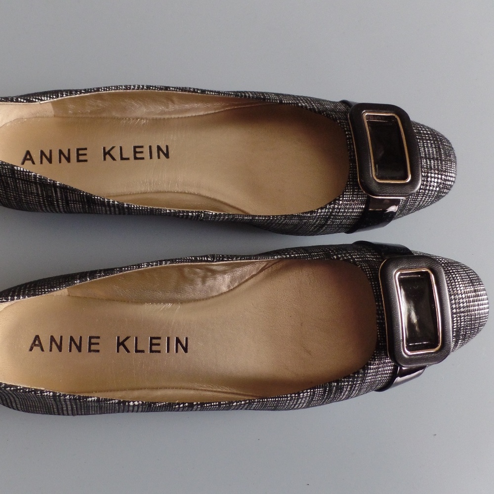 Anne Klein flat